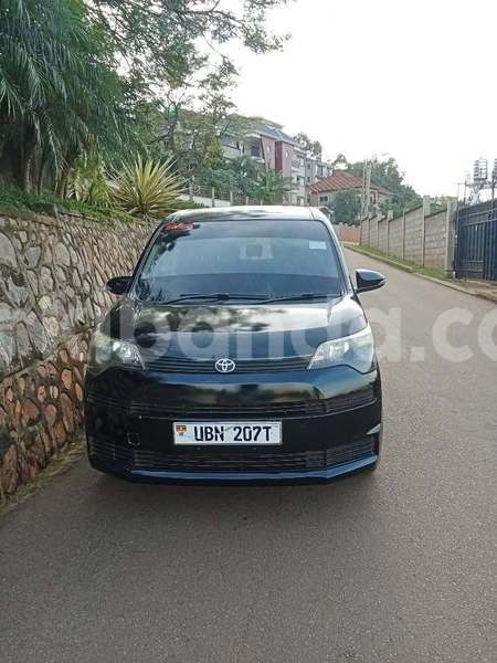 Big with watermark toyota alphard uganda kampala 25155