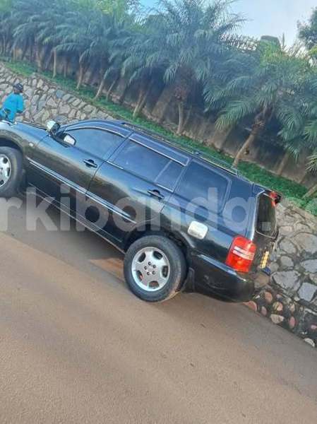 Big with watermark toyota kluger uganda kampala 25164