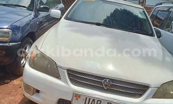 Acheter Occasion Voiture Toyota Altezza Autre à Kampala, Ouganda Acheter Occasion Voiture Toyota Altezza Autre à Kampala, Ouganda