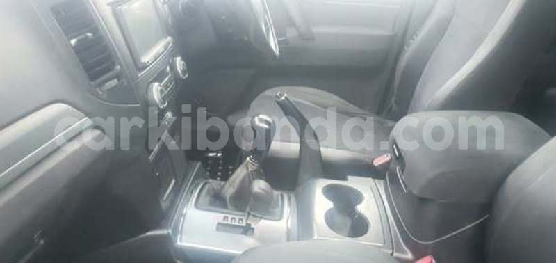 Big with watermark mitsubishi pajero uganda kampala 25166