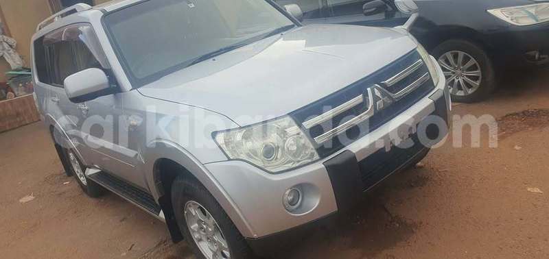 Big with watermark mitsubishi pajero uganda kampala 25166