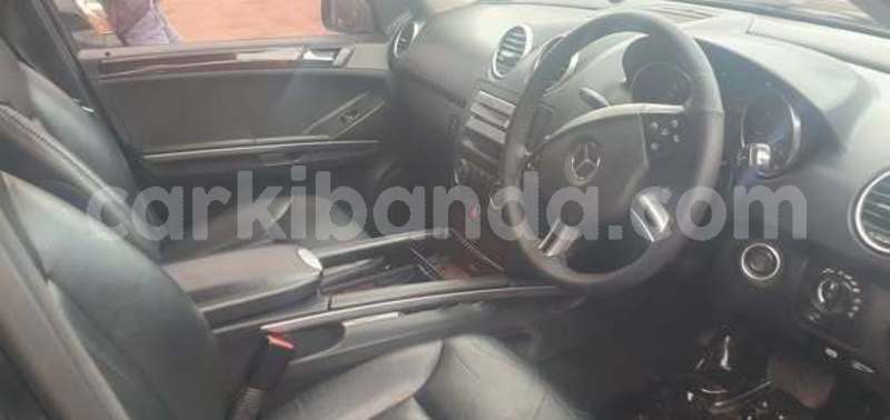 Big with watermark mercedes viano uganda kampala 25168