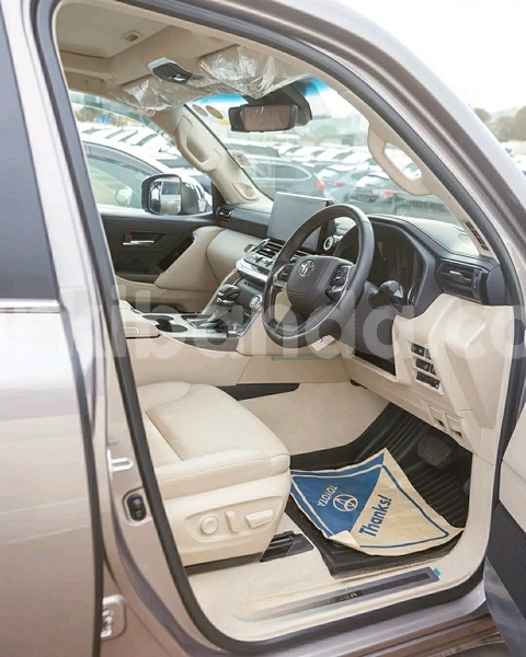 Big with watermark toyota land cruiser uganda kampala 25171