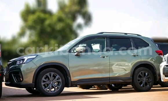 Nunua Ilio tumika Subaru Forester Kijani Gari ndani ya Kampala nchini Uganda Nunua Ilio tumika Subaru Forester Kijani Gari ndani ya Kampala nchini Uganda