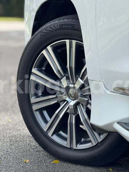 Big with watermark lexus lx 570 uganda kampala 25174