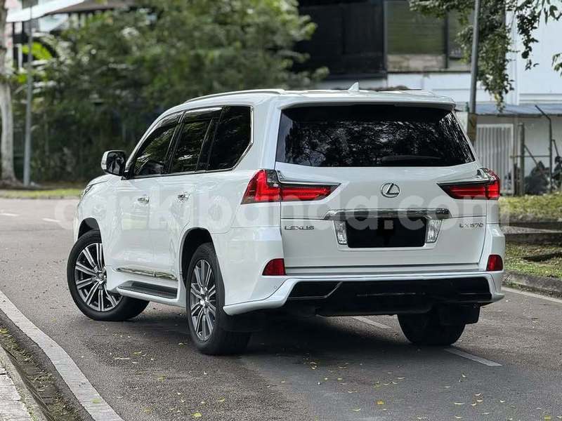 Big with watermark lexus lx 570 uganda kampala 25174