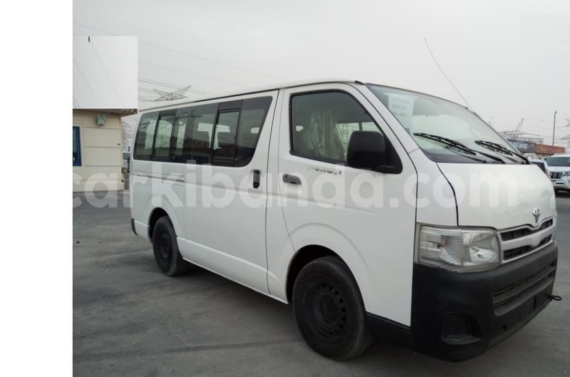 Big with watermark toyota hiace uganda kampala 25180