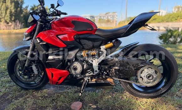 Buy Used Ducati Streetfighter Red Bike in Amudat in Northern Buy Used Ducati Streetfighter Red Bike in Amudat in Northern