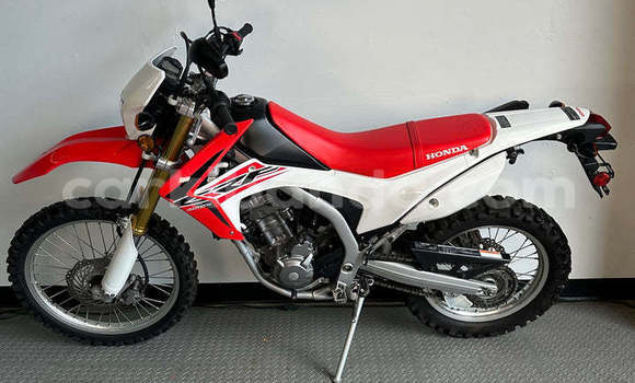 Buy Used Honda CRF White Bike in Adjumani in Northern Buy Used Honda CRF White Bike in Adjumani in Northern
