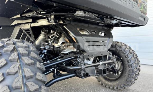 Nunua Ilio tumika Jeep Wrangler Kijani Gari ndani ya Kampala nchini Uganda Nunua Ilio tumika Jeep Wrangler Kijani Gari ndani ya Kampala nchini Uganda