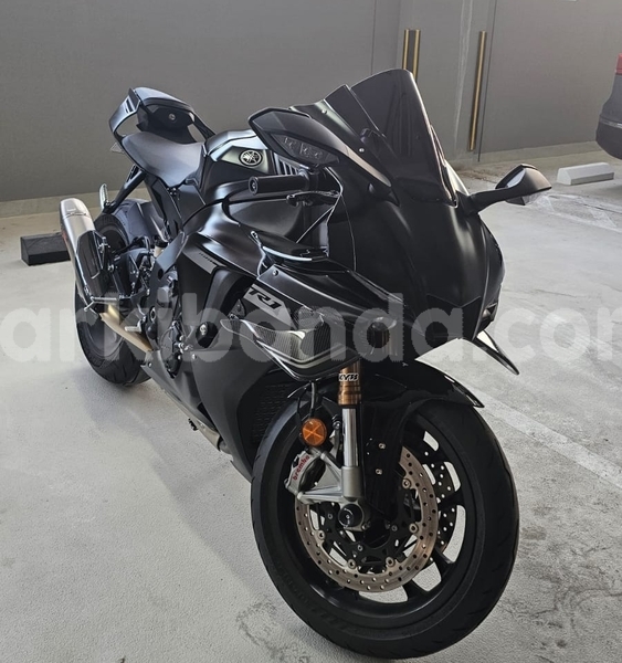 Big with watermark yamaha r1 uganda kampala 25192