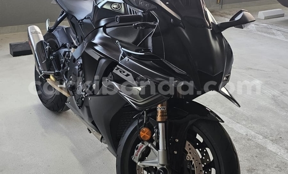 Buy Used Yamaha R1 Black Bike in Kampala in Uganda Buy Used Yamaha R1 Black Bike in Kampala in Uganda