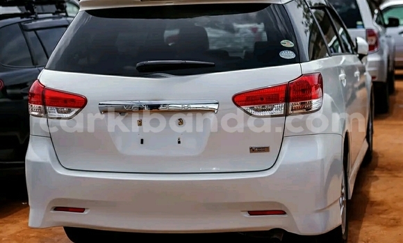 Nunua Ilio tumika Toyota Wish Nyeupe Gari ndani ya Kampala nchini Uganda Nunua Ilio tumika Toyota Wish Nyeupe Gari ndani ya Kampala nchini Uganda