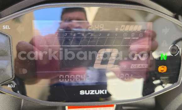 Buy Used Suzuki V-Strom Beige Bike in Kampala in Uganda Buy Used Suzuki V-Strom Beige Bike in Kampala in Uganda