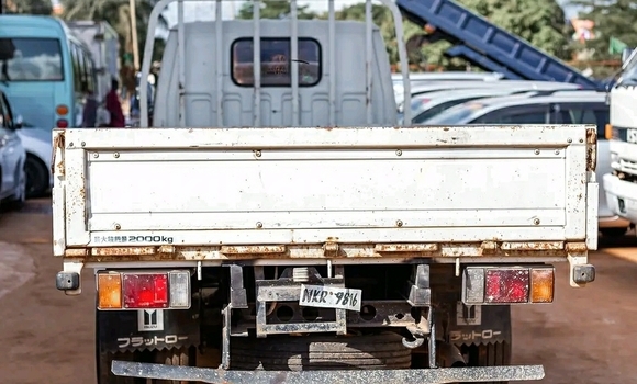 Buy Used Isuzu FTR 850 White Truck in Kampala in Uganda Buy Used Isuzu FTR 850 White Truck in Kampala in Uganda