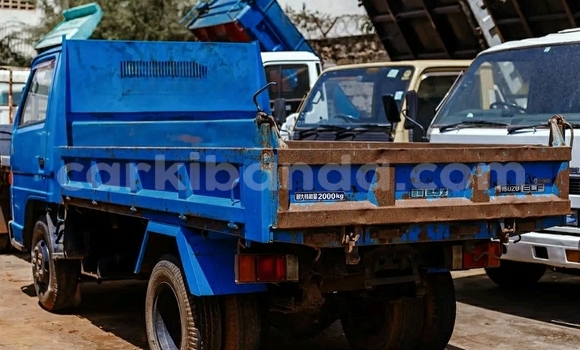 Buy Used Isuzu FTR 850 Blue Truck in Kampala in Uganda Buy Used Isuzu FTR 850 Blue Truck in Kampala in Uganda