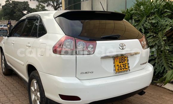 Buy Used Toyota Harrier White Car in Kampala in Uganda Buy Used Toyota Harrier White Car in Kampala in Uganda