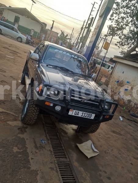 Big with watermark toyota hilux uganda kampala 25207
