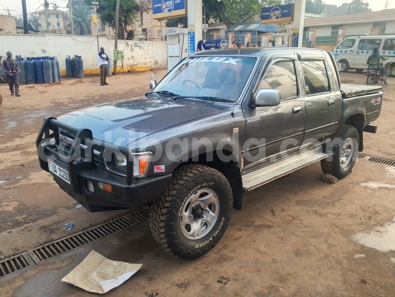 Big with watermark toyota hilux uganda kampala 25207