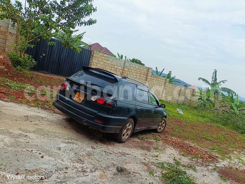 Big with watermark toyota caldina uganda kampala 25208