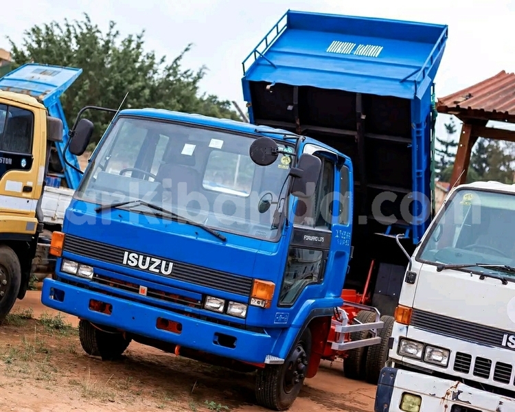 Big with watermark isuzu ftr 850 uganda kampala 25213