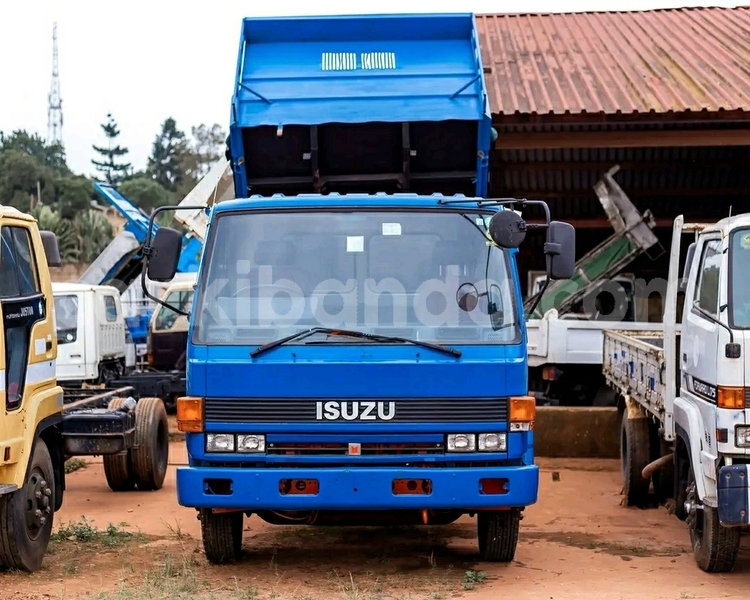 Big with watermark isuzu ftr 850 uganda kampala 25213