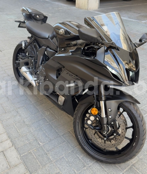 Big with watermark yamaha yzf uganda kampala 25216