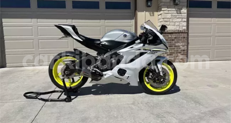 Big with watermark yamaha r5 eastern bugiri 25219