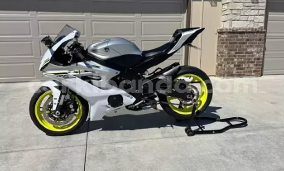 Buy Used Yamaha R5 White Bike in Bugiri in Eastern Buy Used Yamaha R5 White Bike in Bugiri in Eastern