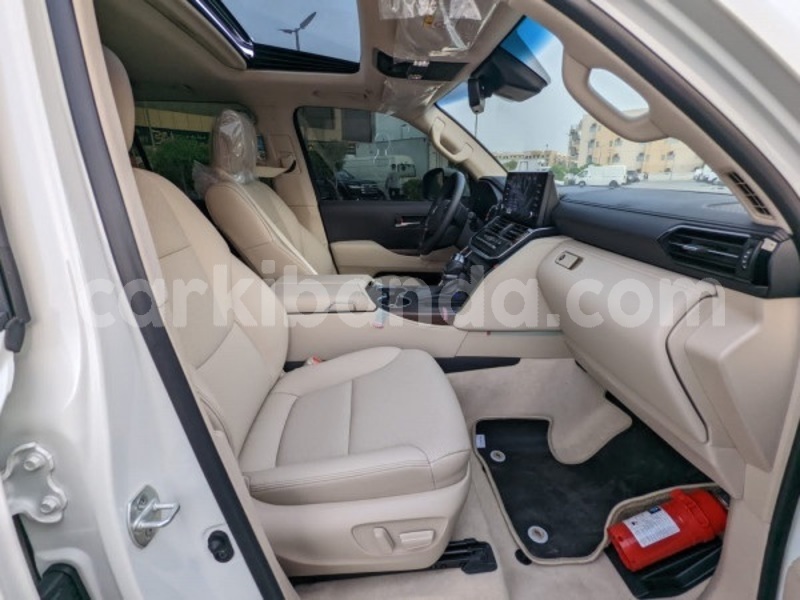 Big with watermark toyota land cruiser uganda kampala 25228