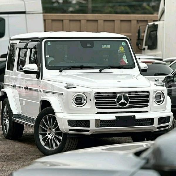 Big with watermark mercedes benz g klasse uganda kampala 25232