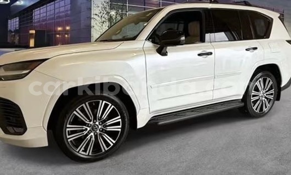 Buy Used Lexus LX White Car in Kampala in Uganda Buy Used Lexus LX White Car in Kampala in Uganda