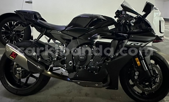 Buy Used Yamaha R1 Black Bike in Kampala in Uganda
