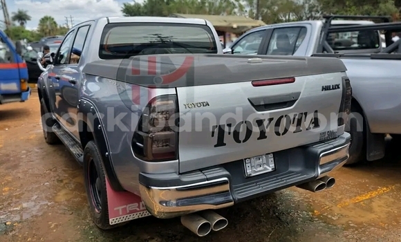 Buy Used Toyota Hiluxe Revo Silver Car in Kampala in Uganda Buy Used Toyota Hiluxe Revo Silver Car in Kampala in Uganda