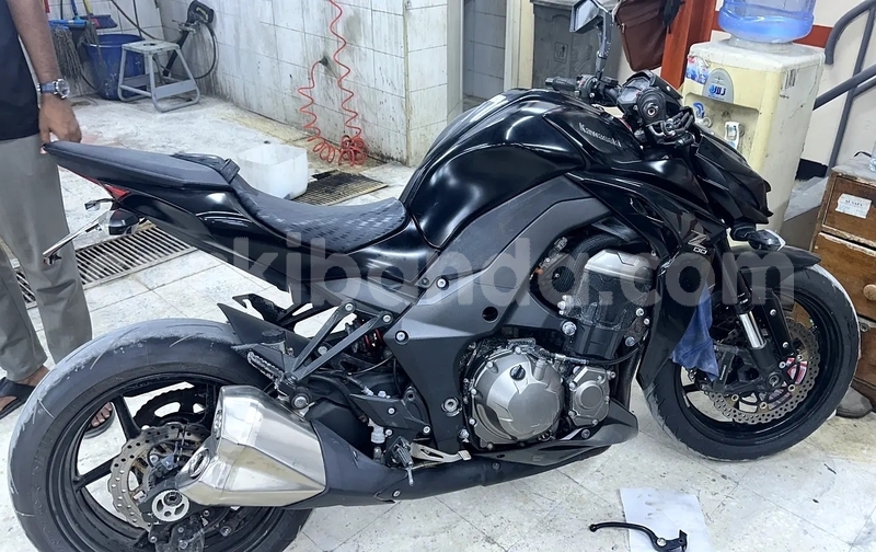 Big with watermark kawasaki z 1000 uganda kampala 25238