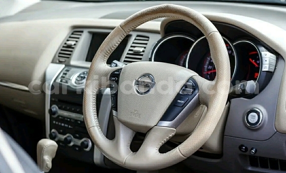Nunua Ilio tumika Nissan Murano Nyekundu Gari ndani ya Kampala nchini Uganda Nunua Ilio tumika Nissan Murano Nyekundu Gari ndani ya Kampala nchini Uganda