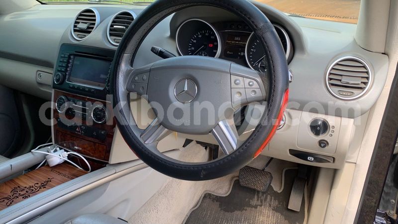 Big with watermark mercedes benz ml class uganda jinja 25251