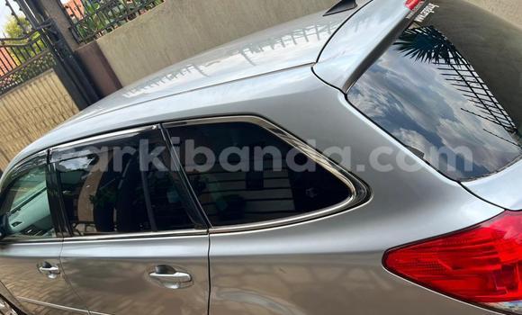 Gura Yakoze Subaru Legacy Silver Imodoka i Kampala mu Uganda Gura Yakoze Subaru Legacy Silver Imodoka i Kampala mu Uganda