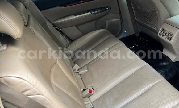 Gura Yakoze Subaru Legacy Silver Imodoka i Kampala mu Uganda Gura Yakoze Subaru Legacy Silver Imodoka i Kampala mu Uganda