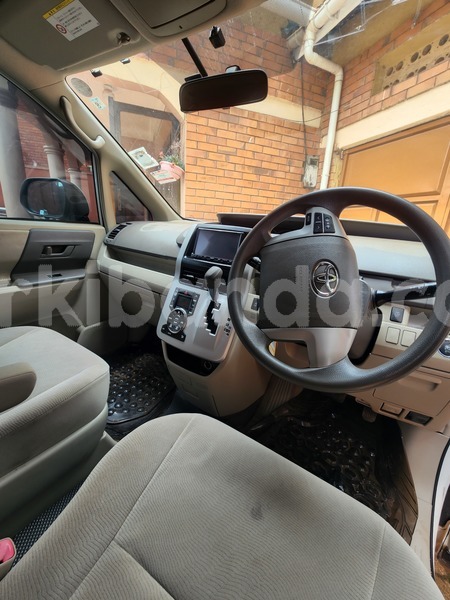 Big with watermark toyota noah uganda kampala 25263