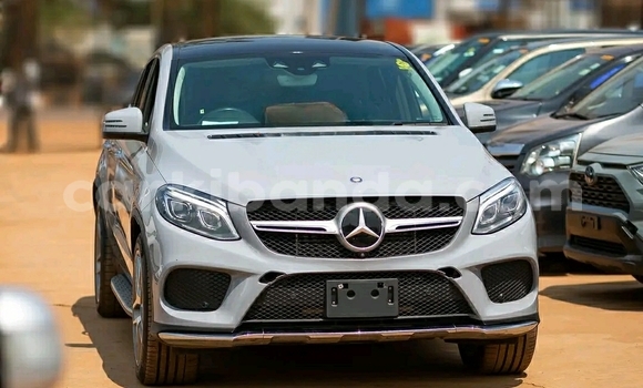 Nunua Ilio tumika Mercedes‒Benz GLE Coupe Bluu Gari ndani ya Kampala nchini Uganda Nunua Ilio tumika Mercedes‒Benz GLE Coupe Bluu Gari ndani ya Kampala nchini Uganda