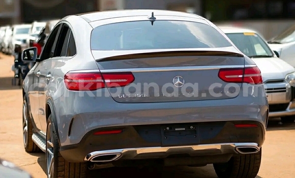 Nunua Ilio tumika Mercedes‒Benz GLE Coupe Bluu Gari ndani ya Kampala nchini Uganda Nunua Ilio tumika Mercedes‒Benz GLE Coupe Bluu Gari ndani ya Kampala nchini Uganda