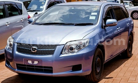 Gura Yakoze Toyota Fielder Blue Imodoka i Kampala mu Uganda Gura Yakoze Toyota Fielder Blue Imodoka i Kampala mu Uganda