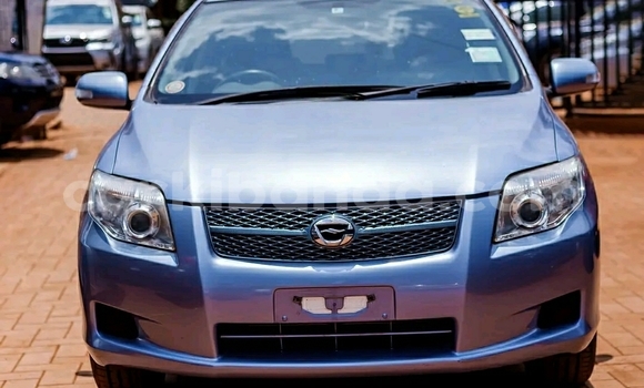 Gura Yakoze Toyota Fielder Blue Imodoka i Kampala mu Uganda Gura Yakoze Toyota Fielder Blue Imodoka i Kampala mu Uganda