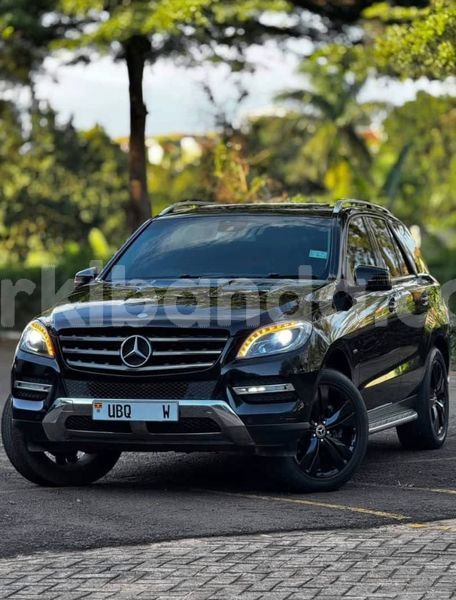 Big with watermark mercedes benz 740li uganda kampala 25274