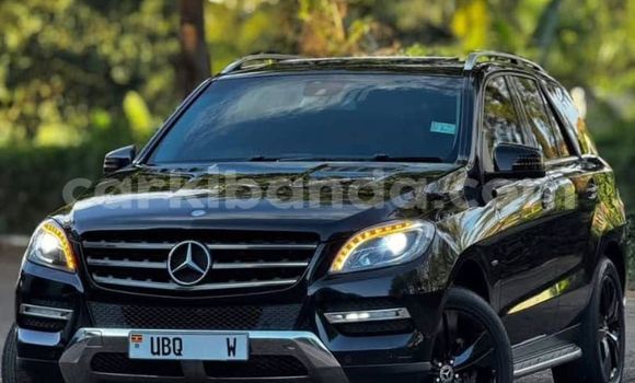 Gura Yakoze Mercedes-Benz 740Li Black Imodoka i Kampala mu Uganda Gura Yakoze Mercedes-Benz 740Li Black Imodoka i Kampala mu Uganda