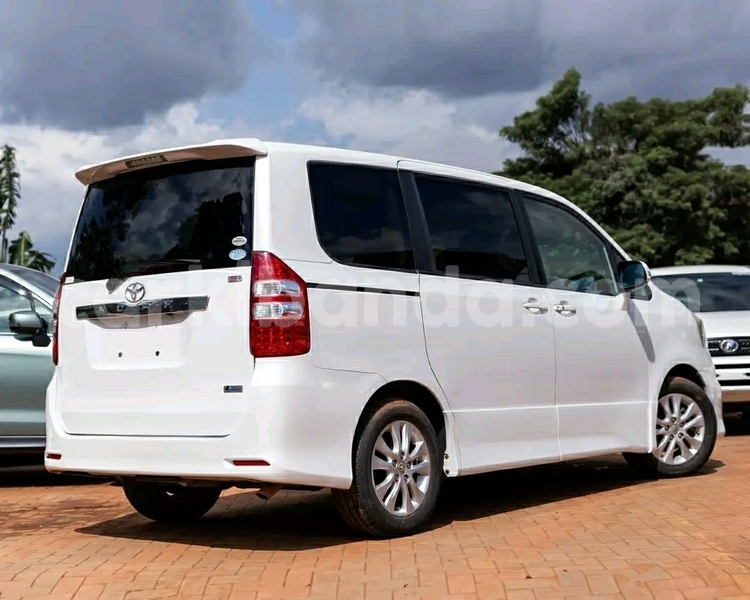 Big with watermark toyota noah uganda kampala 25282