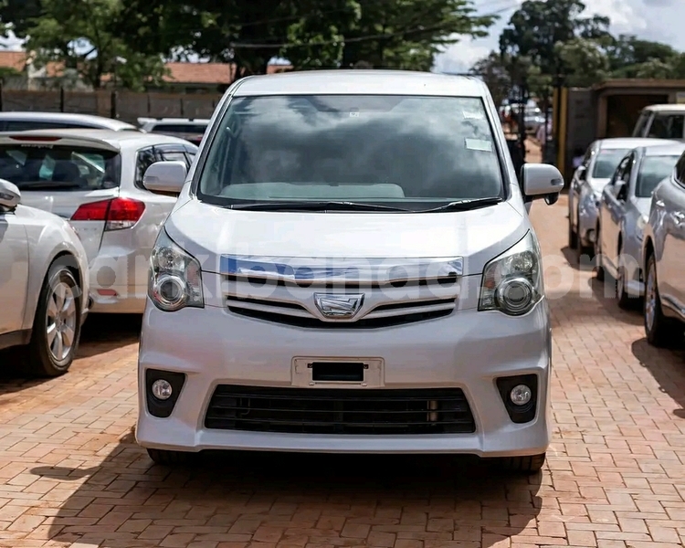 Big with watermark toyota noah uganda kampala 25282