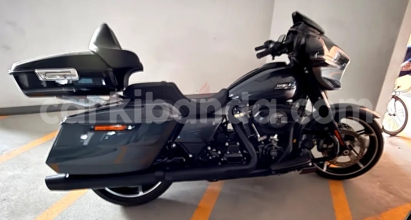 Big with watermark harley davidson street glide uganda kampala 25285