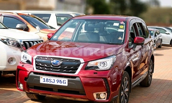 Acheter Occasion Voiture Subaru Forester Rouge à Kampala, Ouganda